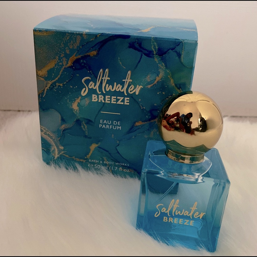Bath & Body Works Saltwater Breeze perfume